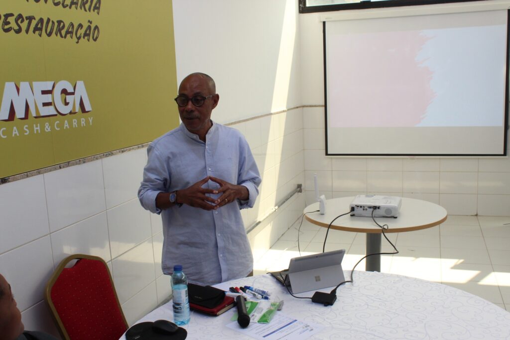 Ciclo de Formações sobre a Metodologia de Abordagem por Competências (APC)